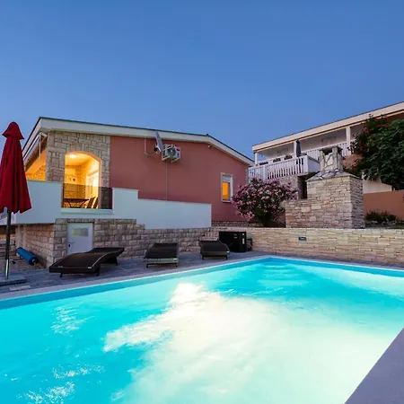 Dom wakacyjny House Novigrad *